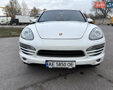 Білий Порше Cayenne, об'ємом двигуна 3.6 л та пробігом 249 тис. км за 16000 $, фото 1 на Automoto.ua