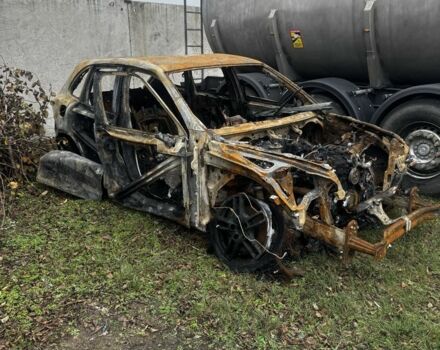 Білий Порше Cayenne, об'ємом двигуна 3 л та пробігом 250 тис. км за 2500 $, фото 1 на Automoto.ua