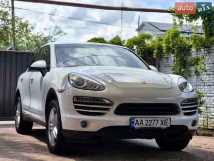 Білий Порше Cayenne, об'ємом двигуна 3.6 л та пробігом 157 тис. км за 18800 $, фото 1 на Automoto.ua