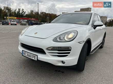 Порше Каен 2013 в Харькове на Automoto.ua Белый Порше Каен, объемом двигателя 3 л и пробегом 214 тыс. км за 17000 $, фото 1 на Automoto.ua