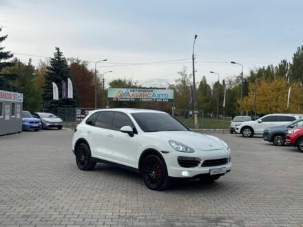 Белый Порше Каен, объемом двигателя 3 л и пробегом 197 тыс. км за 25600 $, фото 1 на Automoto.ua