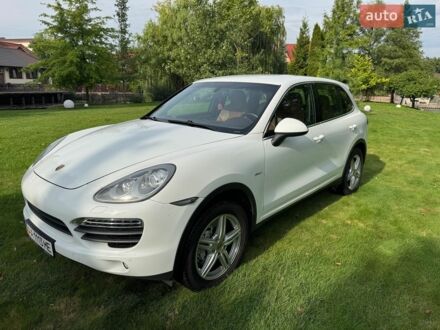 Білий Порше Cayenne, об'ємом двигуна 4.13 л та пробігом 222 тис. км за 34000 $, фото 1 на Automoto.ua