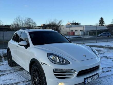 Порше Cayenne 2013 у Чернівцях на Automoto.ua Білий Порше Cayenne, об'ємом двигуна 3 л та пробігом 211 тис. км за 22500 $, фото 1 на Automoto.ua