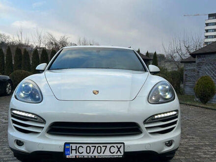 Порше Каен 2013 в Львове на Automoto.ua Белый Порше Каен, объемом двигателя 2.97 л и пробегом 180 тыс. км за 23700 $, фото 1 на Automoto.ua