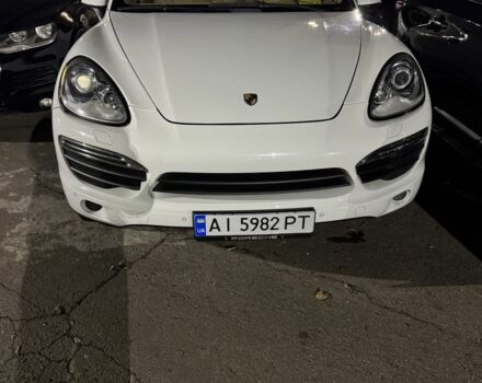 Белый Порше Каен, объемом двигателя 3.6 л и пробегом 99 тыс. км за 20000 $, фото 1 на Automoto.ua