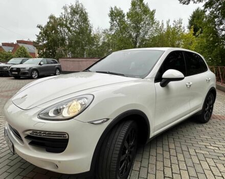 Білий Порше Cayenne, об'ємом двигуна 3 л та пробігом 190 тис. км за 29500 $, фото 1 на Automoto.ua