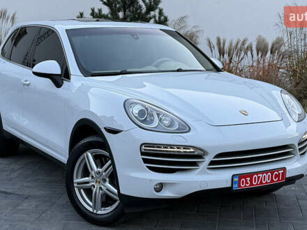 Білий Порше Cayenne, об'ємом двигуна 3 л та пробігом 187 тис. км за 22400 $, фото 1 на Automoto.ua