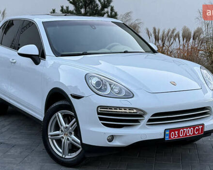 Білий Порше Cayenne, об'ємом двигуна 3 л та пробігом 187 тис. км за 22400 $, фото 1 на Automoto.ua