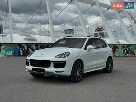 Порше Каен 2015 в Днепре (Днепропетровске) на Automoto.ua Белый Порше Каен, объемом двигателя 3.6 л и пробегом 100 тыс. км за 31500 $, фото 1 на Automoto.ua