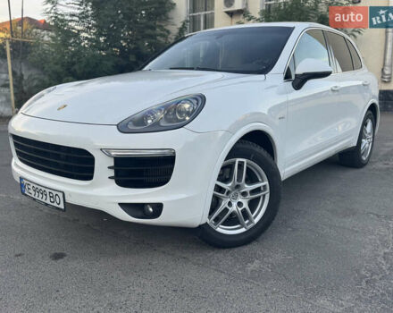 Белый Порше Каен, объемом двигателя 2.97 л и пробегом 145 тыс. км за 34567 $, фото 1 на Automoto.ua