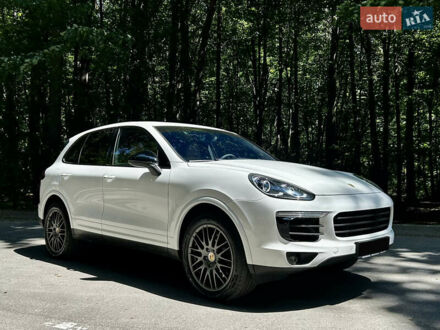 Порше Cayenne 2015 у Львові на Automoto.ua Білий Порше Cayenne, об'ємом двигуна 2.97 л та пробігом 172 тис. км за 33500 $, фото 1 на Automoto.ua