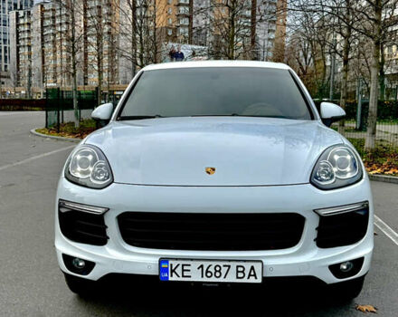 Білий Порше Cayenne, об'ємом двигуна 3.6 л та пробігом 98 тис. км за 33999 $, фото 1 на Automoto.ua