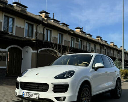 Белый Порше Каен, объемом двигателя 3 л и пробегом 99 тыс. км за 32500 $, фото 1 на Automoto.ua