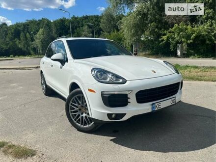 Порше Cayenne 2016 у Дніпро (Дніпропетровську) на Automoto.ua Білий Порше Cayenne, об'ємом двигуна 3.6 л та пробігом 130 тис. км за 35000 $, фото 1 на Automoto.ua