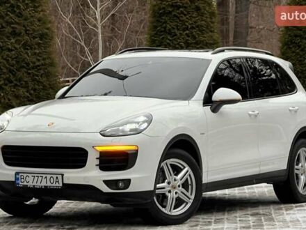 Белый Порше Каен, объемом двигателя 2.97 л и пробегом 92 тыс. км за 34999 $, фото 1 на Automoto.ua
