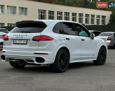 Білий Порше Cayenne, об'ємом двигуна 3.6 л та пробігом 68 тис. км за 39900 $, фото 1 на Automoto.ua
