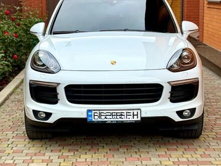 Білий Порше Cayenne, об'ємом двигуна 3 л та пробігом 120 тис. км за 43500 $, фото 1 на Automoto.ua
