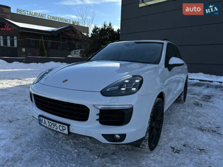 Білий Порше Cayenne, об'ємом двигуна 2.97 л та пробігом 176 тис. км за 35900 $, фото 1 на Automoto.ua