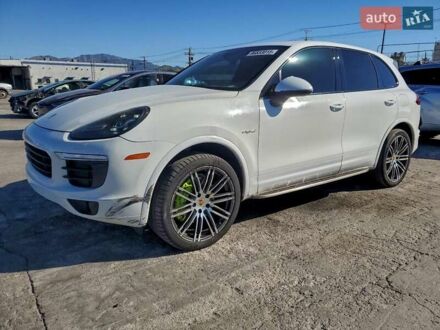 Белый Порше Каен, объемом двигателя 0 л и пробегом 53 тыс. км за 9000 $, фото 1 на Automoto.ua