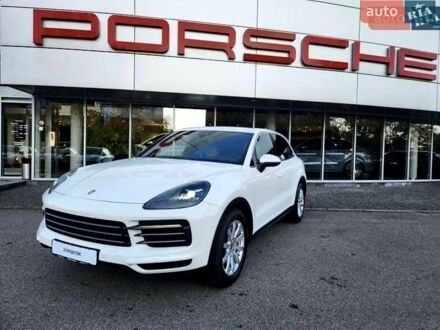 Білий Порше Cayenne, об'ємом двигуна 3 л та пробігом 135 тис. км за 45500 $, фото 1 на Automoto.ua