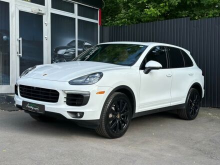 Білий Порше Cayenne, об'ємом двигуна 3.6 л та пробігом 105 тис. км за 34999 $, фото 1 на Automoto.ua