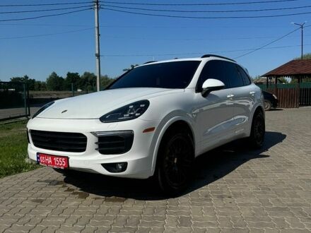 Білий Порше Cayenne, об'ємом двигуна 3 л та пробігом 178 тис. км за 36000 $, фото 1 на Automoto.ua