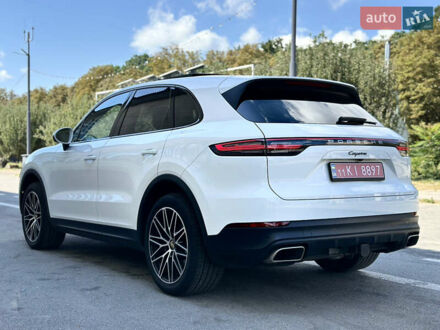 Порше Каен 2018 в Киеве на Automoto.ua Белый Порше Каен, объемом двигателя 3 л и пробегом 81 тыс. км за 47500 $, фото 1 на Automoto.ua