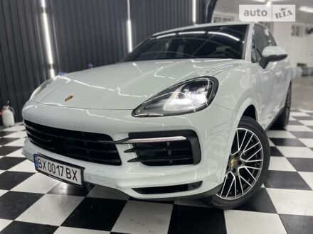 Порше Каен 2018 в Хмельницком на Automoto.ua Белый Порше Каен, объемом двигателя 0 л и пробегом 82 тыс. км за 75500 $, фото 1 на Automoto.ua