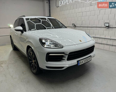 Білий Порше Cayenne, об'ємом двигуна 3 л та пробігом 75 тис. км за 71000 $, фото 1 на Automoto.ua