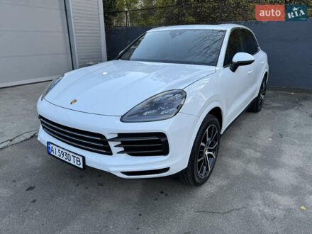 Білий Порше Cayenne, об'ємом двигуна 3 л та пробігом 43 тис. км за 62000 $, фото 1 на Automoto.ua