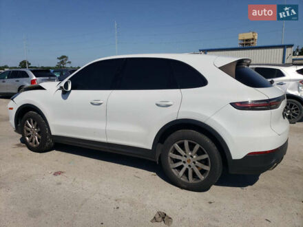 Білий Порше Cayenne, об'ємом двигуна 3 л та пробігом 96 тис. км за 32400 $, фото 1 на Automoto.ua