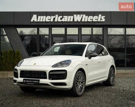 Білий Порше Cayenne, об'ємом двигуна 3 л та пробігом 60 тис. км за 64900 $, фото 1 на Automoto.ua