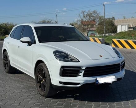 Білий Порше Cayenne, об'ємом двигуна 3 л та пробігом 68 тис. км за 63000 $, фото 1 на Automoto.ua