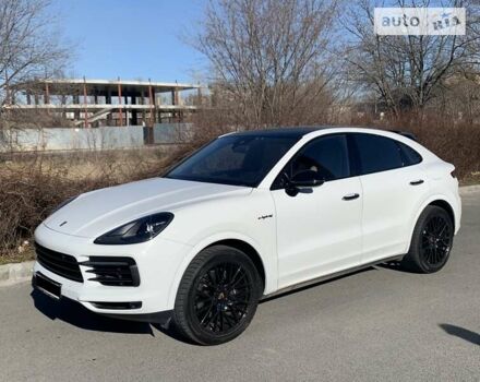 Білий Порше Cayenne, об'ємом двигуна 3 л та пробігом 24 тис. км за 91500 $, фото 1 на Automoto.ua