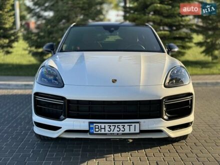 Порше Cayenne 2022 у Києві на Automoto.ua Білий Порше Cayenne, об'ємом двигуна 0 л та пробігом 12 тис. км за 115000 $, фото 1 на Automoto.ua