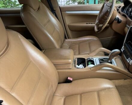 Бежевый Порше Каен, объемом двигателя 4.5 л и пробегом 260 тыс. км за 3330 $, фото 1 на Automoto.ua