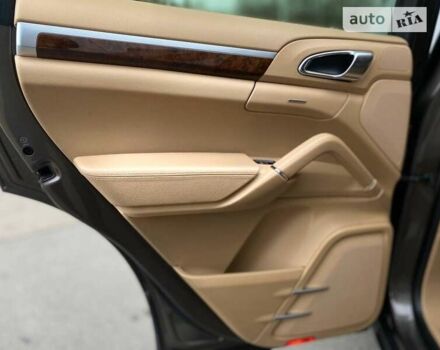 Бежевий Порше Cayenne, об'ємом двигуна 3.6 л та пробігом 109 тис. км за 26500 $, фото 25 на Automoto.ua