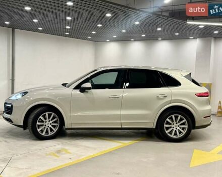 Бежевый Порше Каен, объемом двигателя 3 л и пробегом 22 тыс. км за 139000 $, фото 16 на Automoto.ua