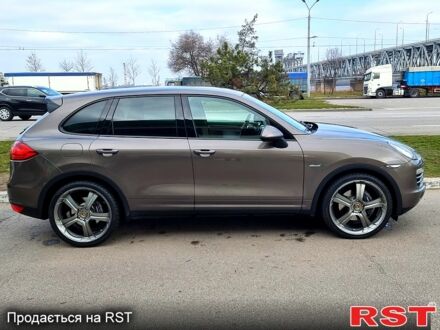 Бежевий Порше Cayenne, об'ємом двигуна 3 л та пробігом 161 тис. км за 29000 $, фото 1 на Automoto.ua