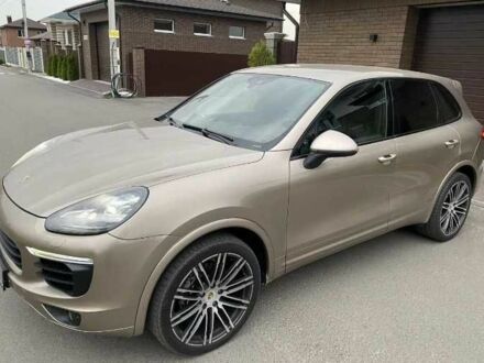 Порше Cayenne 2016 у Черкасах на Automoto.ua Бежевий Порше Cayenne, об'ємом двигуна 3 л та пробігом 97 тис. км за 13800 $, фото 1 на Automoto.ua