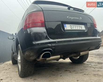 Черный Порше Каен, объемом двигателя 4.5 л и пробегом 240 тыс. км за 6700 $, фото 4 на Automoto.ua