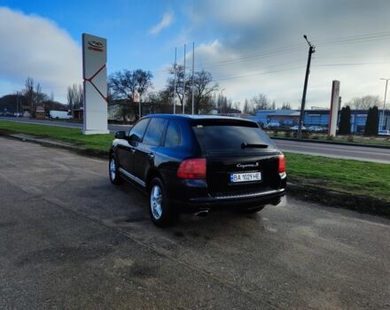 Чорний Порше Cayenne, об'ємом двигуна 4.5 л та пробігом 270 тис. км за 7034 $, фото 3 на Automoto.ua