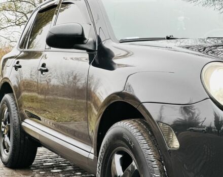 Черный Порше Каен, объемом двигателя 4.5 л и пробегом 105 тыс. км за 7999 $, фото 4 на Automoto.ua