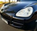 Черный Порше Каен, объемом двигателя 3.2 л и пробегом 205 тыс. км за 8500 $, фото 2 на Automoto.ua