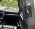 Черный Порше Каен, объемом двигателя 4.5 л и пробегом 190 тыс. км за 5000 $, фото 22 на Automoto.ua