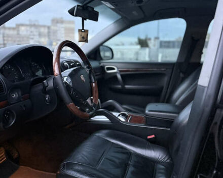 Чорний Порше Cayenne, об'ємом двигуна 3.2 л та пробігом 241 тис. км за 5999 $, фото 21 на Automoto.ua