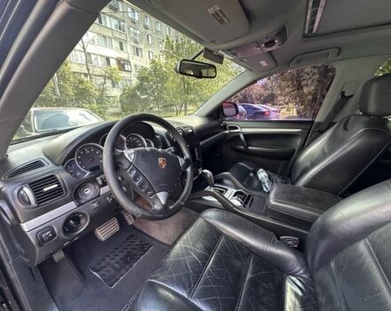 Черный Порше Каен, объемом двигателя 0 л и пробегом 245 тыс. км за 6500 $, фото 5 на Automoto.ua