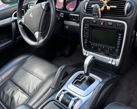 Чорний Порше Cayenne, об'ємом двигуна 0 л та пробігом 320 тис. км за 5500 $, фото 4 на Automoto.ua