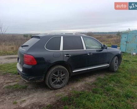Чорний Порше Cayenne, об'ємом двигуна 4.51 л та пробігом 273 тис. км за 10500 $, фото 1 на Automoto.ua