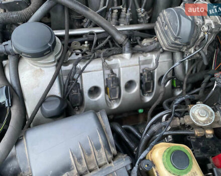 Черный Порше Каен, объемом двигателя 4.5 л и пробегом 378 тыс. км за 8200 $, фото 36 на Automoto.ua